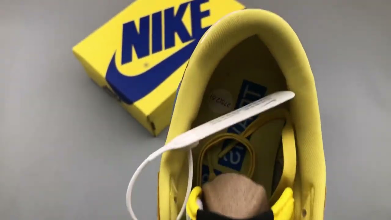 #happy #happylife swoosh #swooshlife haveanikeday #justdoit #kickstagram #kicksonfire