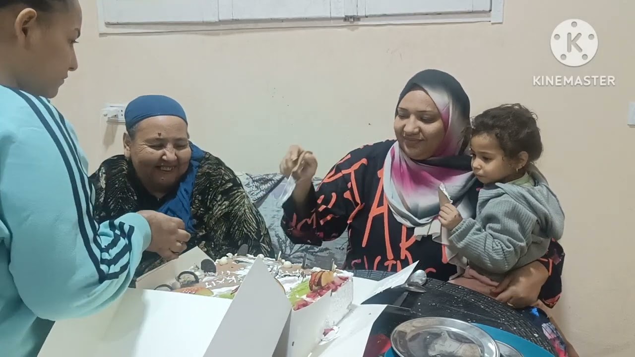 جبنه تورتايه النهارده احتفلنا عشان قناتي تفعل
