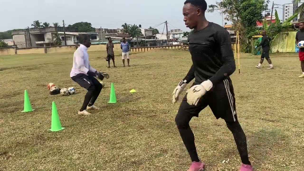 Training Goalkeepers | Plyometric Session for Explosiveness & Power