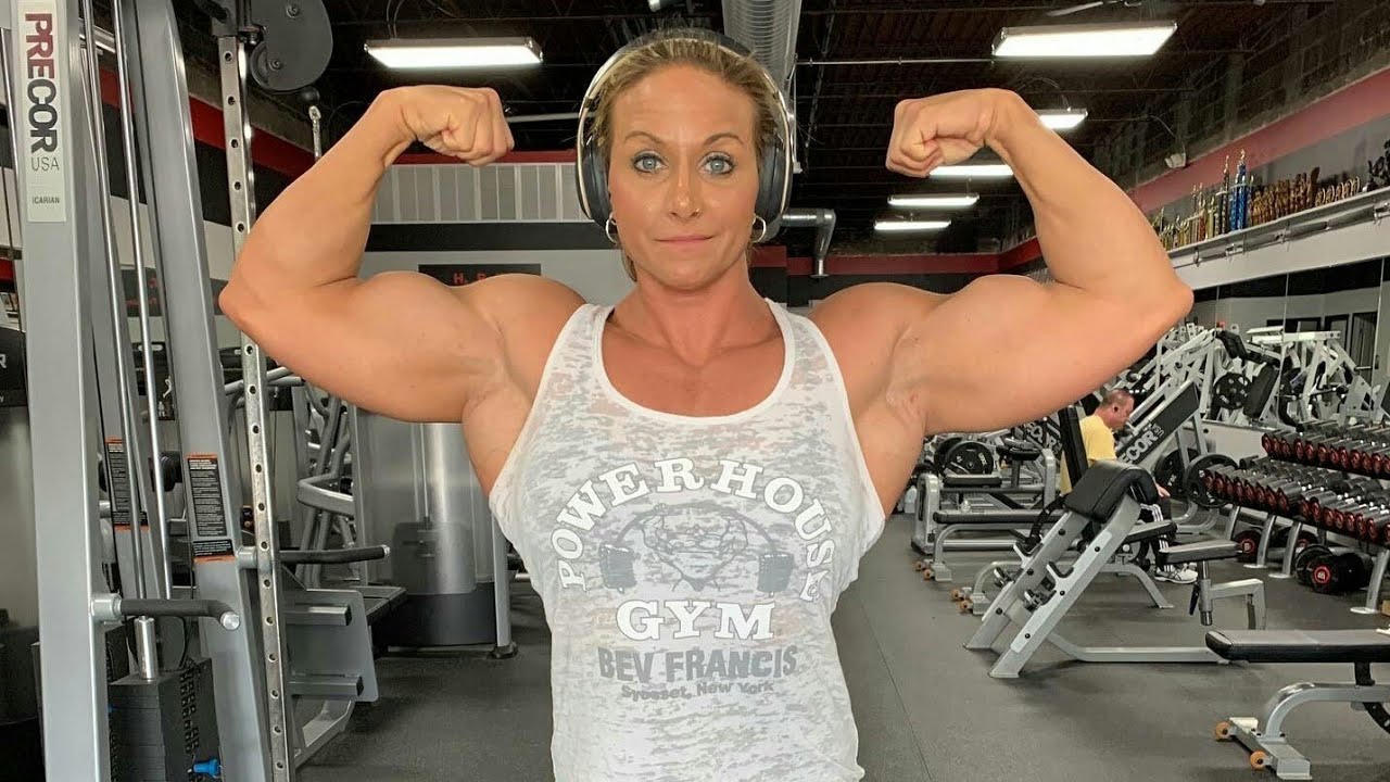 Theresa Ivancik 💪📷 IFBB Pro Female Bodybuilder, Fitness Model, Female Bodybuilding