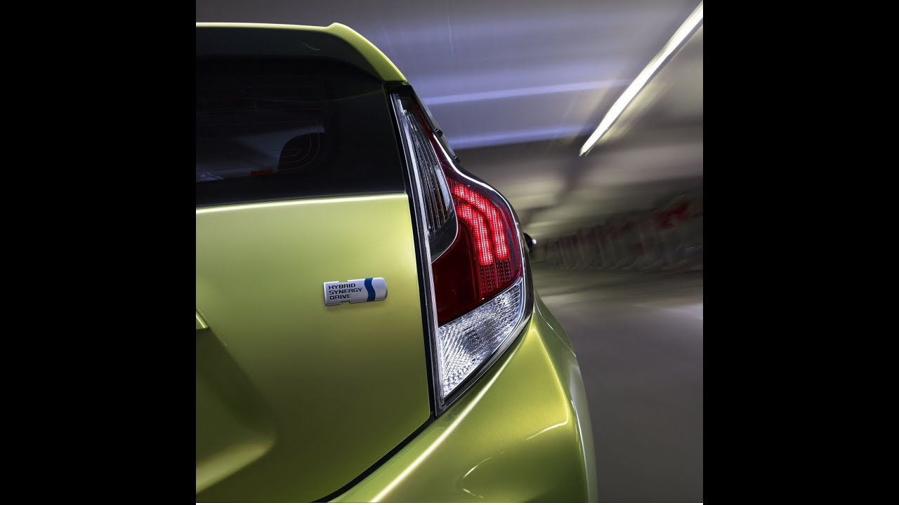 Toyota Aqua/Prius C Maintenance Mode (How to Turn on) in English