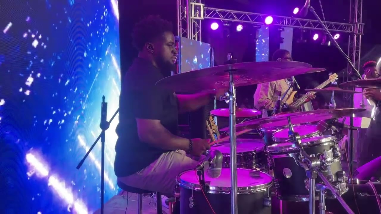 African Praise session 
