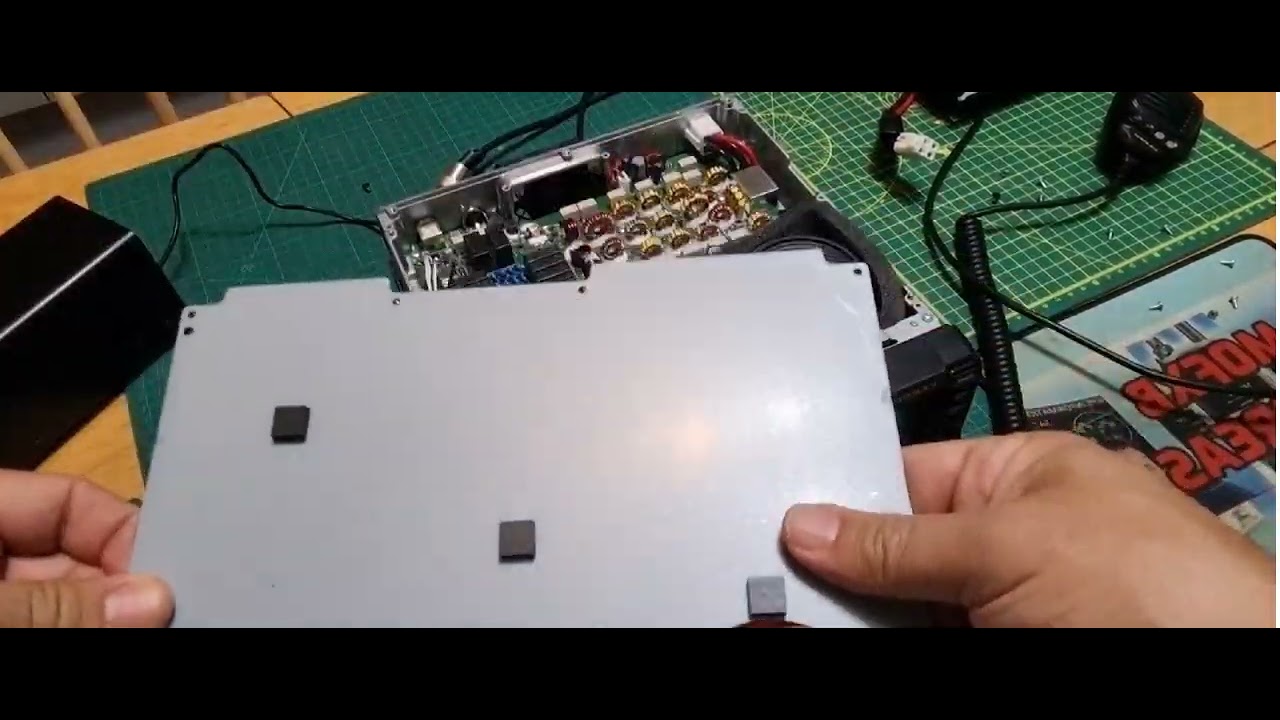 YAESU FT-710 Remove Case Look inside