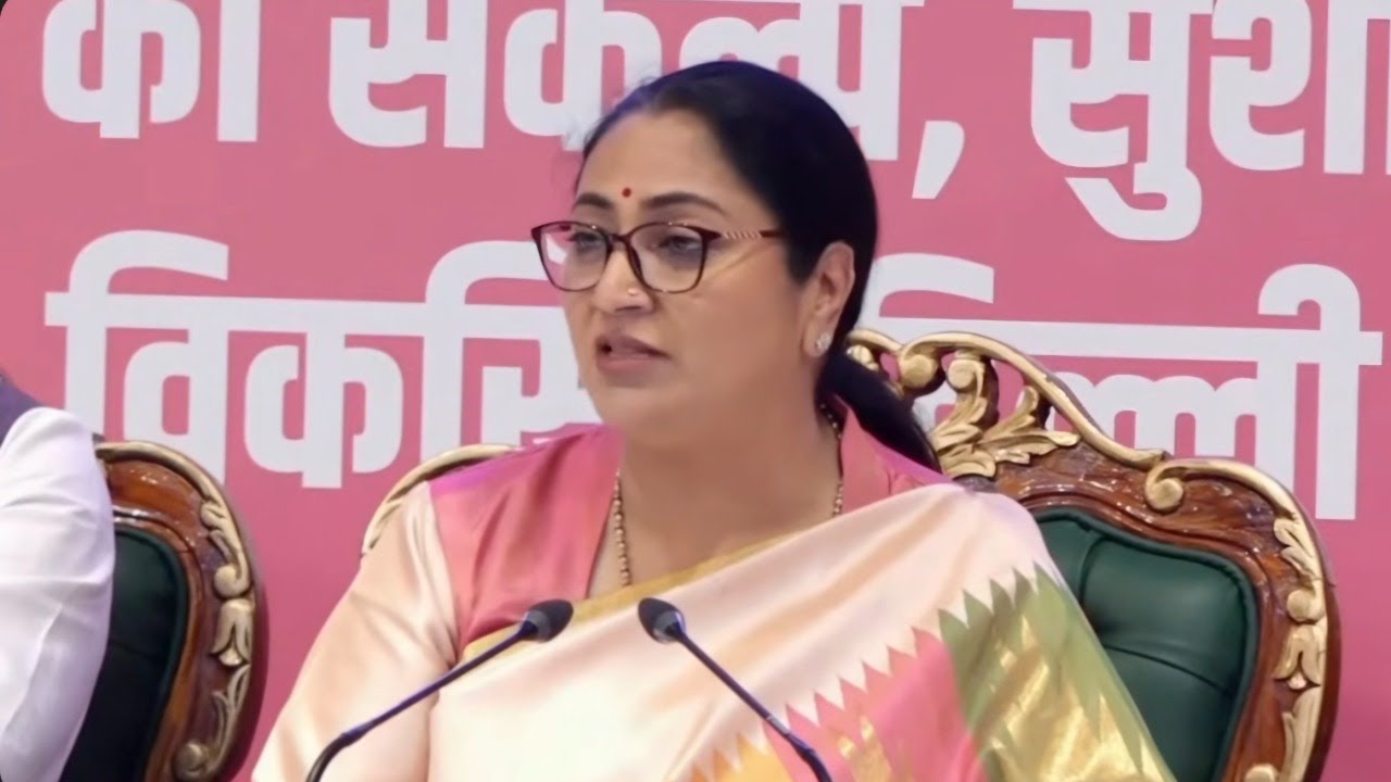 Delhi Politics: 1 साल में CM Rekha Gupta कितनी सफल? जानिए पूरा हिसाब! | Delhi Government