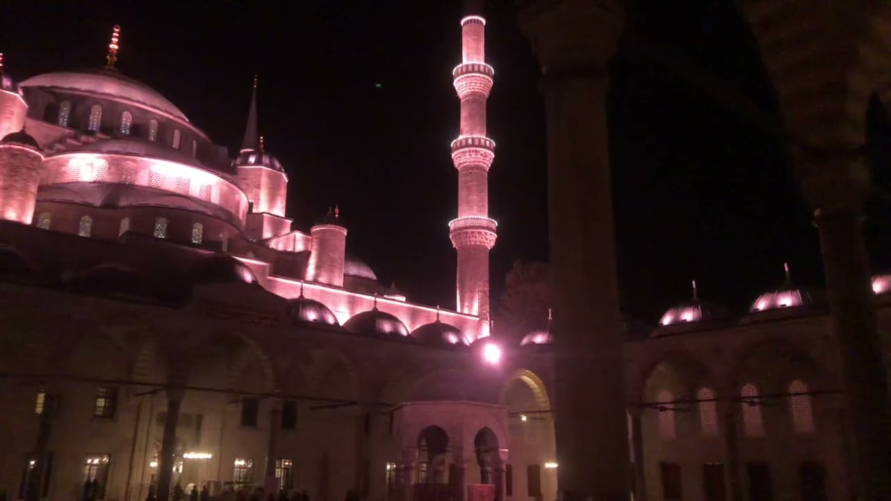 Istanbul Sultanahmet Camii Yatsi Ezani