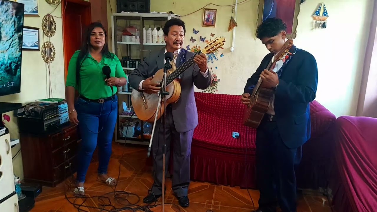 CARNAVAL DE GUARANDA DUO ESCOBAR 