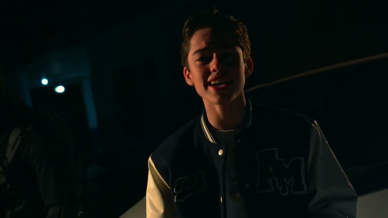 Fend, Kevin AMF - Capuchas (Video Oficial)
