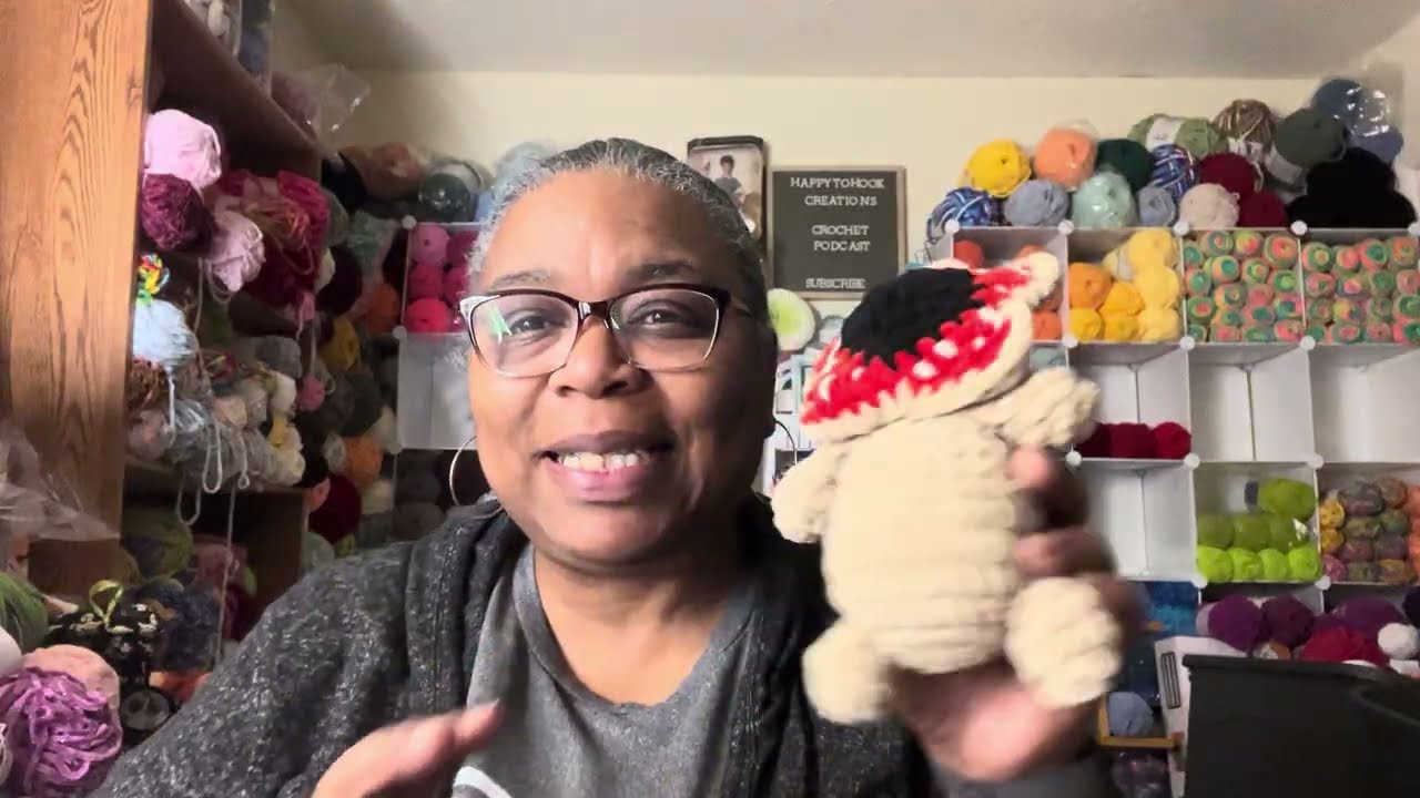 New CAL theme reveal, two swaps, Demo orders  and some chat ￼#crochet 