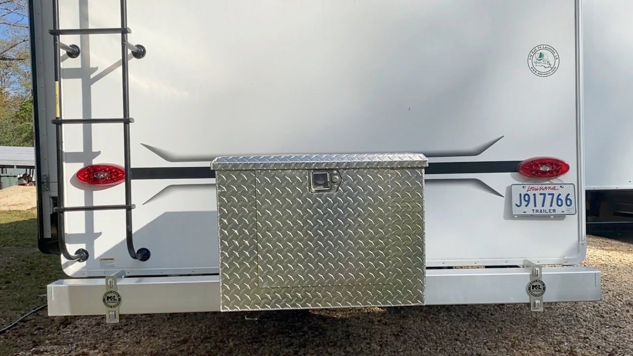 Установка бампера Mount-N-Lock для тяжелого тягача на автодом для генераторной установки