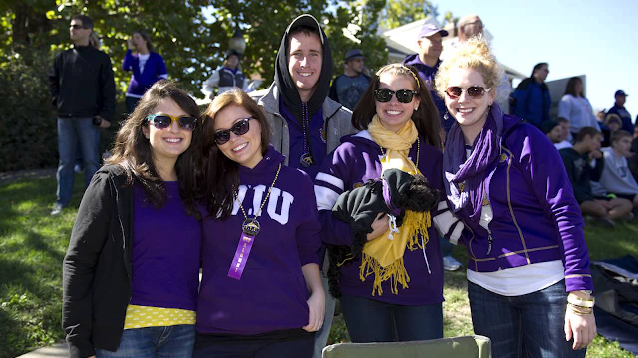 Living and Eating on Campus at WIU