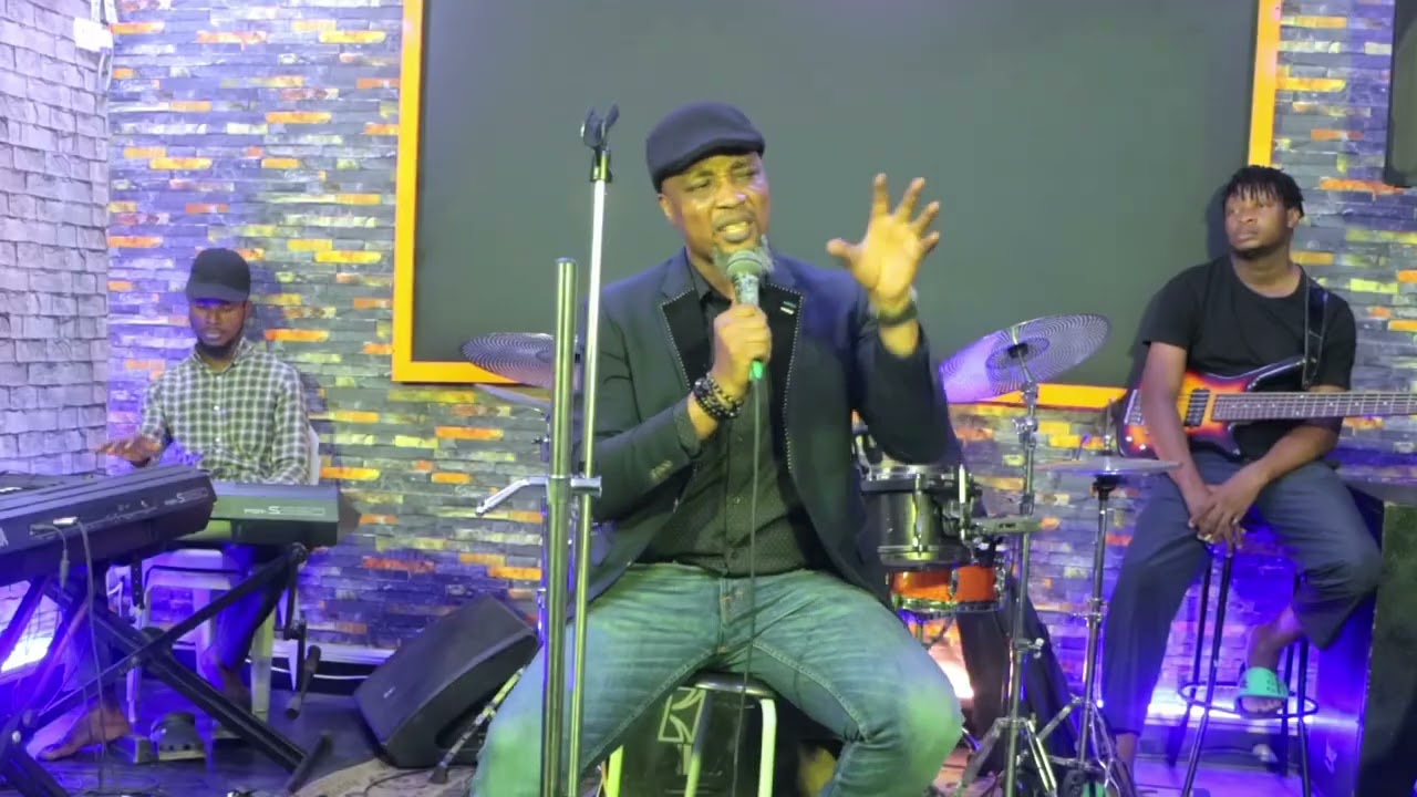How To Create a Worship Atmosphere