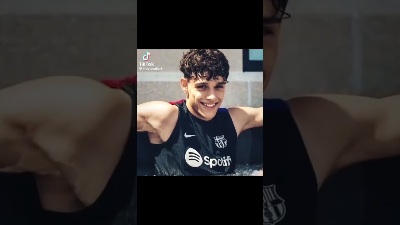 Here's a video of some of my fav edits!! Credits to owners!