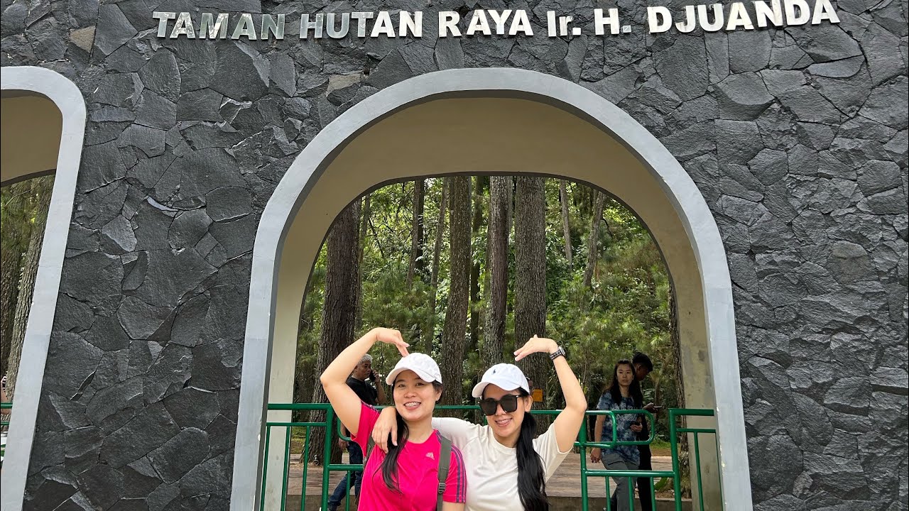 Jalan Jalan Santai di Tahura 🍃 #explorebandung #tahura #healing #wisataalam #wisatabandung 