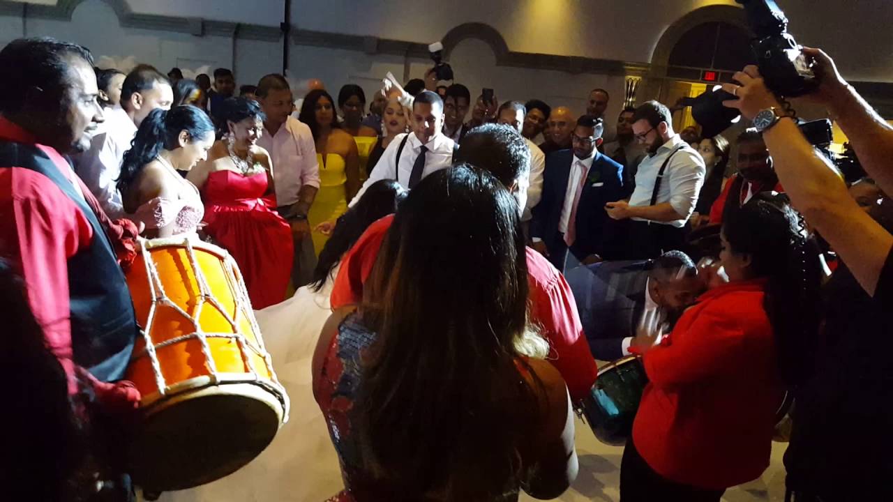 Vishal and Tash's Wedding Reception Tassa Danceoff