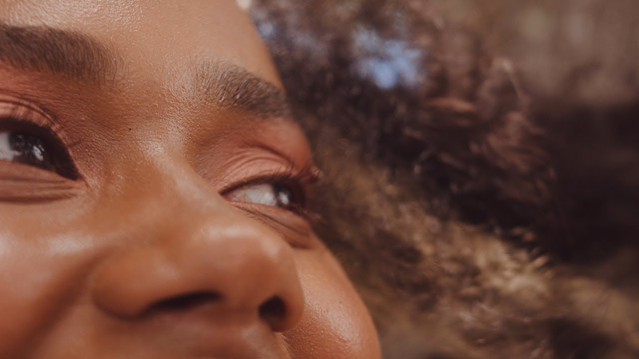 MELLY ft. Victor Sant's - FERIADO (Visualizer)