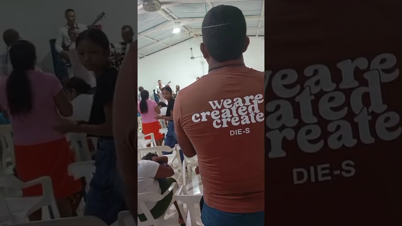 Yonis Argumedo bajo el fuego del espíritu santo de Dios alabando a cristo en cristo en vijagual 