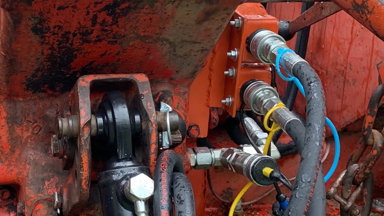 NUFFIELD 10/60 - Kaksitoiminen hydrauliikka -