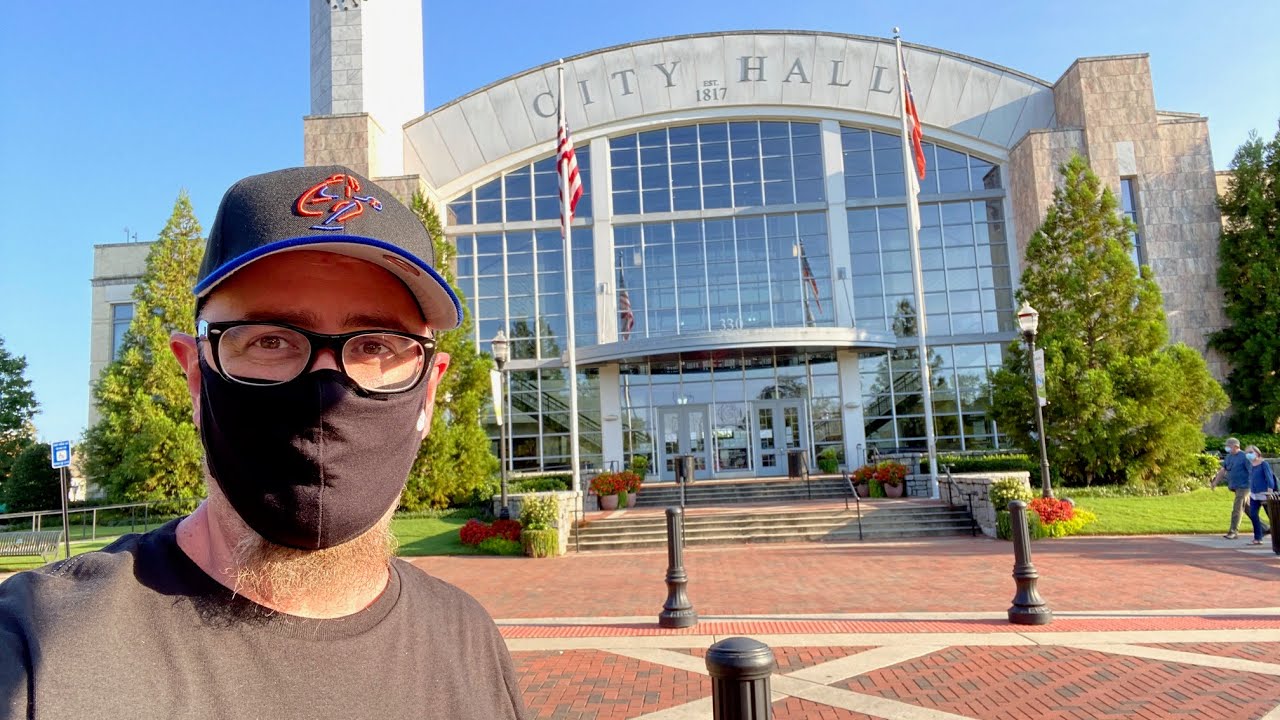 Visiting Georgia | Is Suwanee City Hall The Hall Of Justice? | Varsity, Truist Park & More!