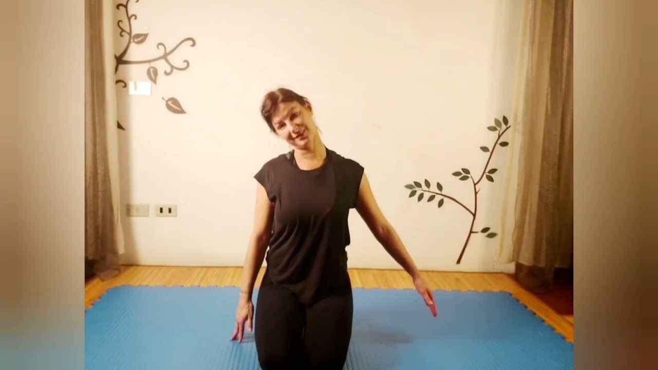 esercizi di stretching per il collo