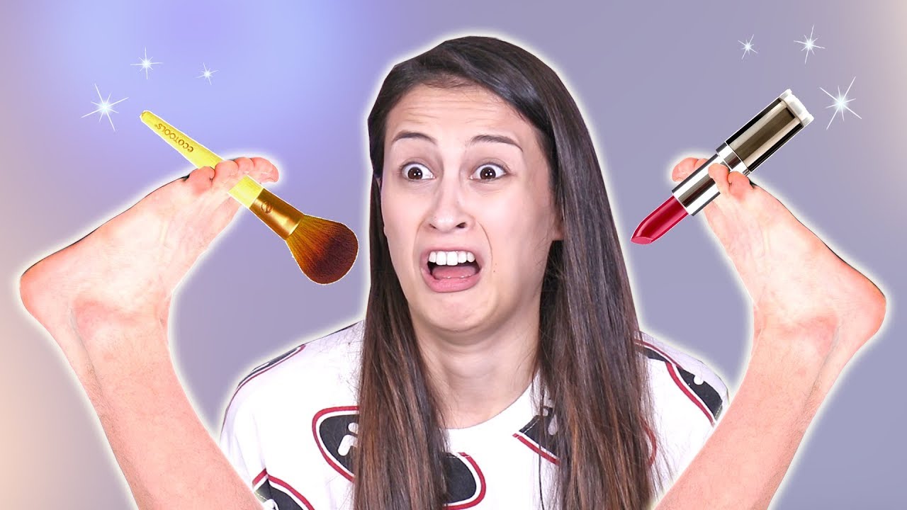 MAKE-UPPEN MET MIJN VOETEN CHALLENGE! || Fan Friday