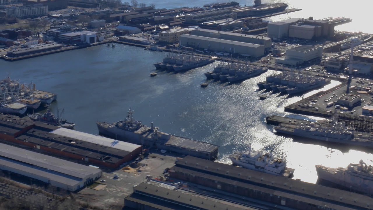 Aerial view of Philadelphia Naval Shipyard / Aker Philadelphia Shipyard