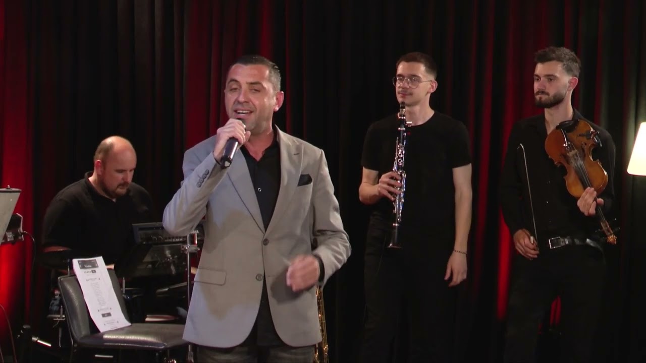 Halil Mala - Djemt e Gjakov&euml;s (Dita e &Ccedil;lirimit t&euml; Gjakov&euml;s)