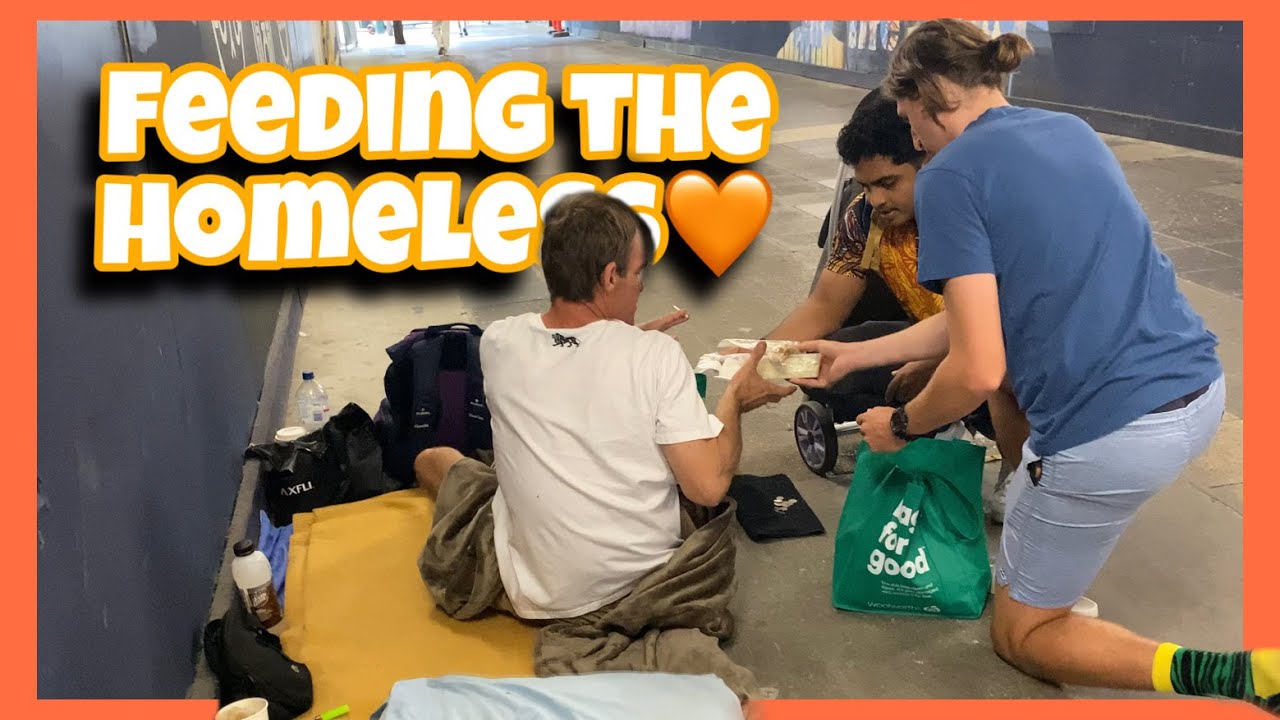 GIVING OUT FOOD AND BLANKETS DURING RAMADAN 2021 //  BRISBANE CITY