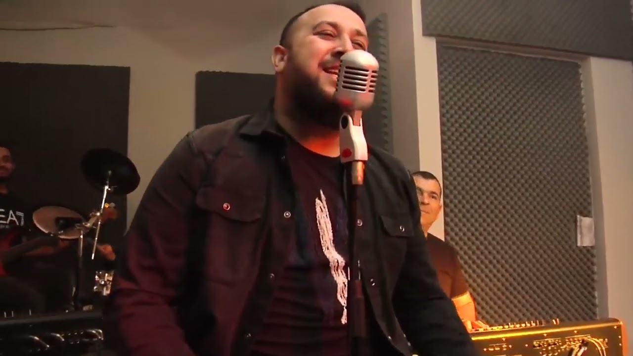Ceco   ork Tik Tak   Trqbvash mi    Live Cover  Original Paola Foka   Na Me Afiseis Isixi Thelo720P