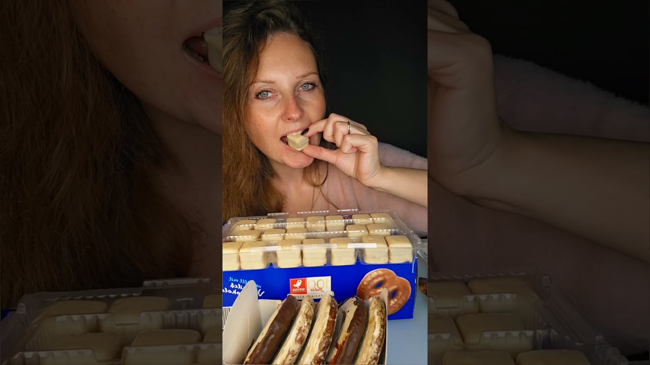 German Christmas Treats Mukbang #mukbang #shortvideo #christmas #sweet #dessert #dessertmukbang