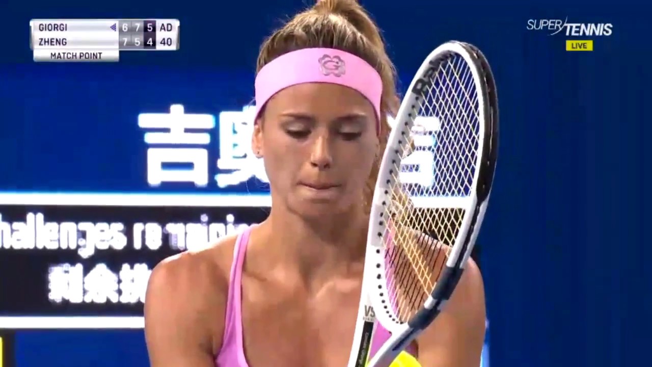 Camila Giorgi serving for the match - Zheng, Shenzhen 2017