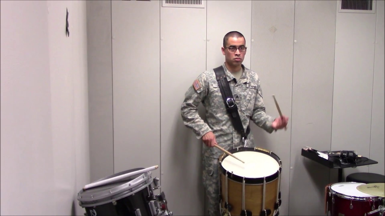 David Oriente: Drum Corps on Parade by John S. Pratt