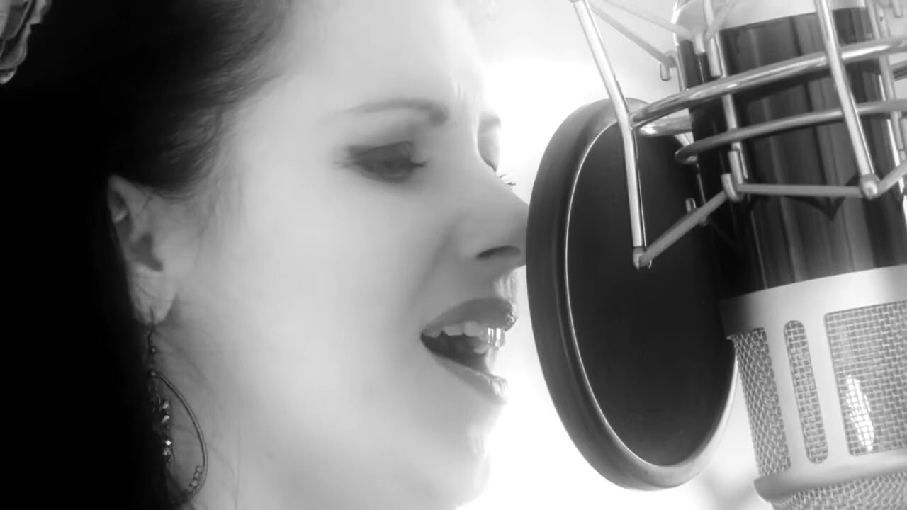 AMY WINEHOUSE - Tribute