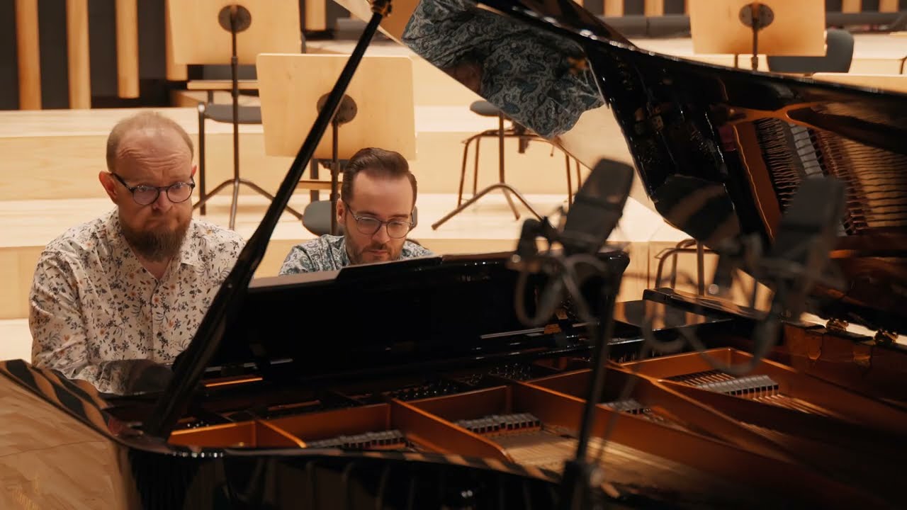 Moritz Moszkowski - Hungarian Dance op. 11 no. 3 (Zarebski Piano Duo: Mania / R&oacute;żański)