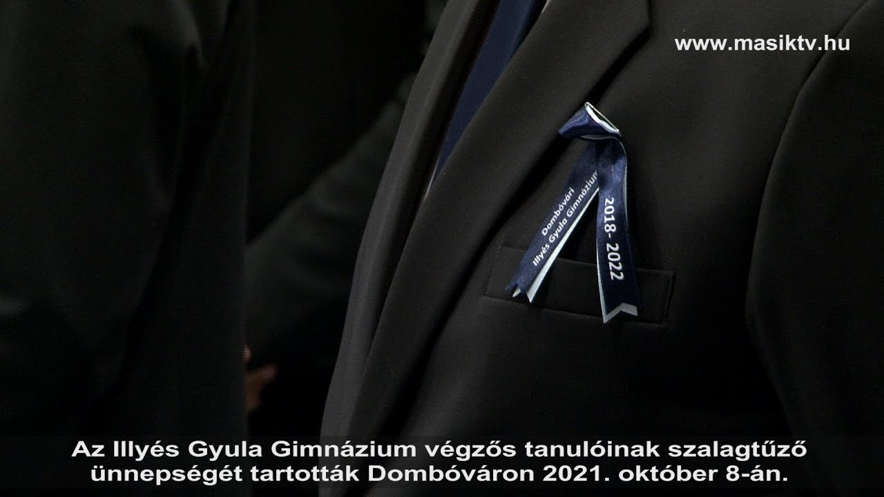 Az Illyés Gyula Gimnázium szalagtűző ünnepsége 2021. október 8.