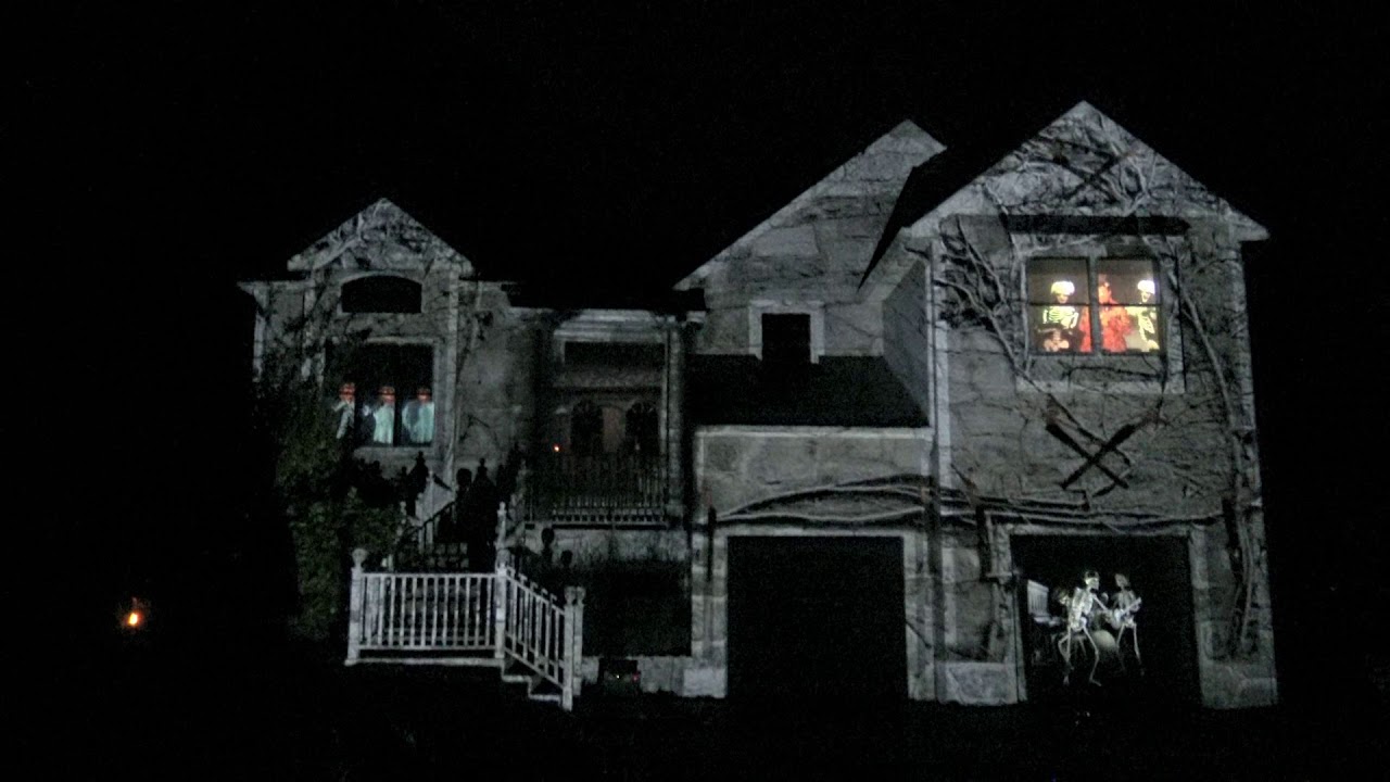 Atmosfx - BenQ - Halloween 2018 House projection mapping to songs Fireball and Ghost Town