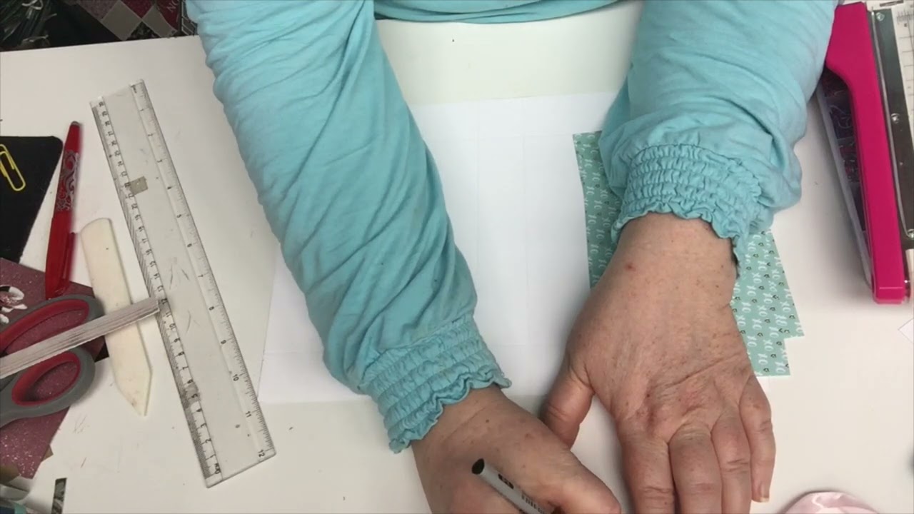 Koffer aus Papier  von Action ATC Geschenkverpackung Anleitung deutsch Tutorial DIY