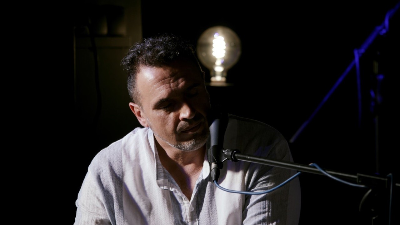 Rafał Pisowicz - TWOIM ZMARTWYCHWSTANIEM ŻYJĘ - ( Live )