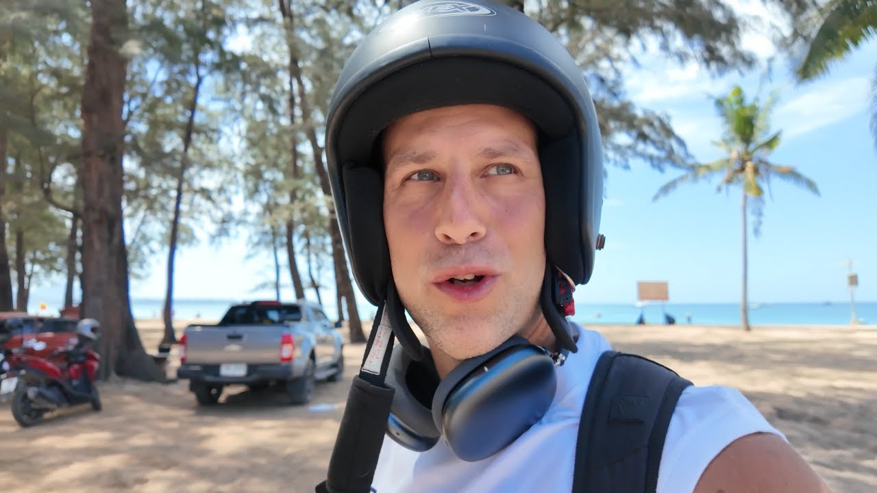 SKUTEREM PO PHUKET (LAGUNA/BANGTAO). CZY WARTO TU PRZYJECHAĆ? LUŹNY VLOG.
