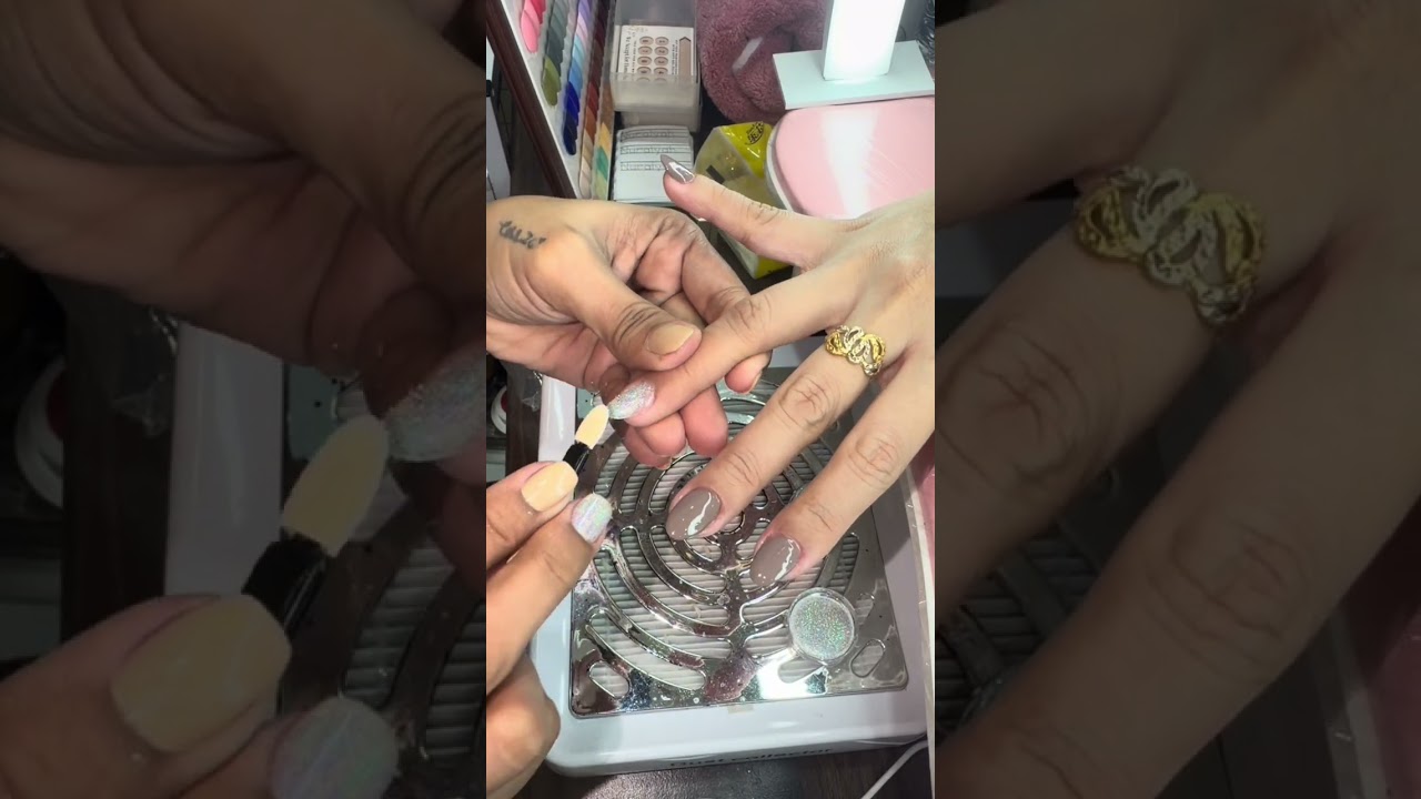After 1 month bumalik sya para (MAGPA NAIL EXTENSIONS SOFT GEL TIPS) mades by Cess