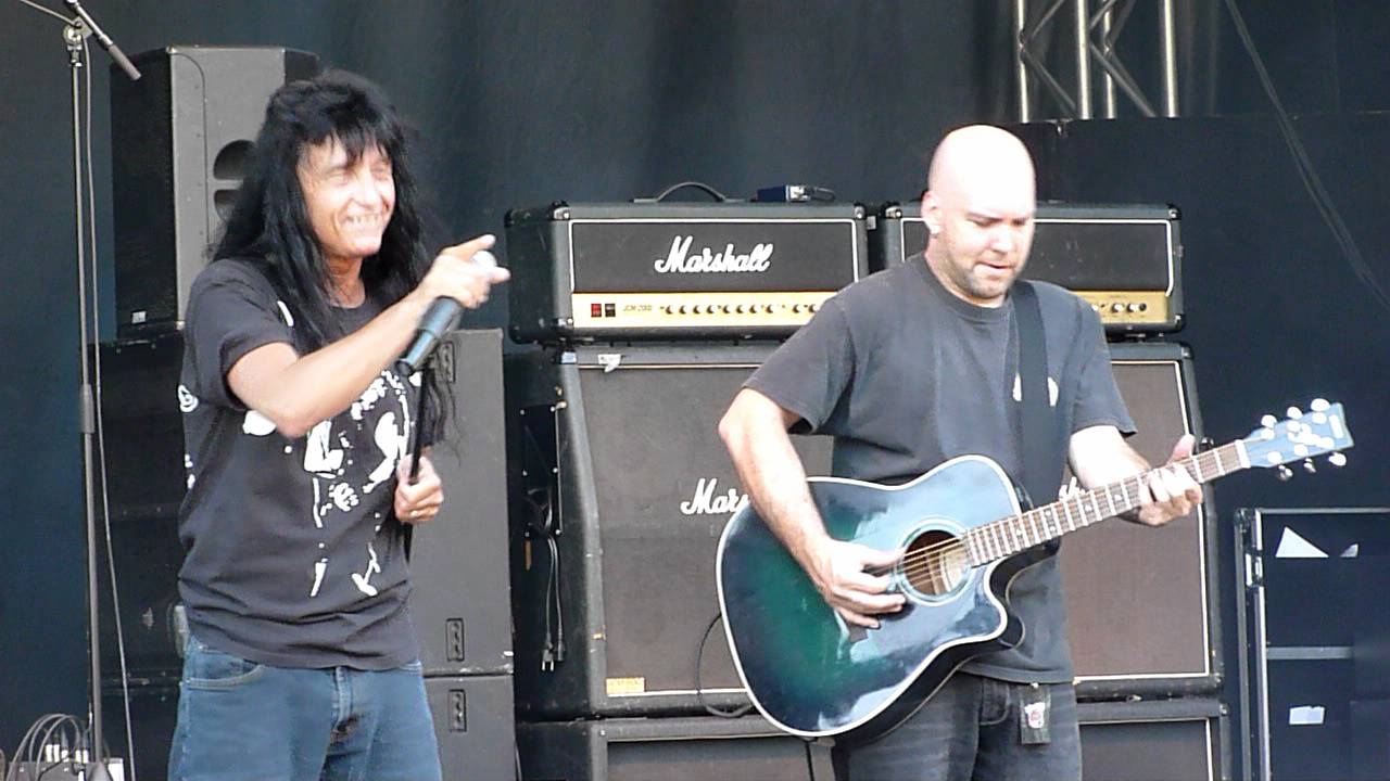 Joey Belladonna - Man On The Silver Mountain (live, Rainbow cover)