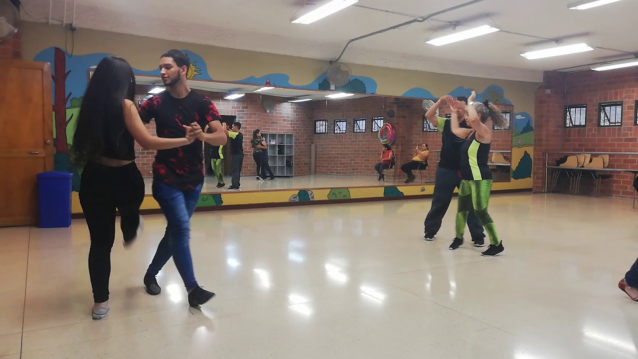 Bailando porro comfama