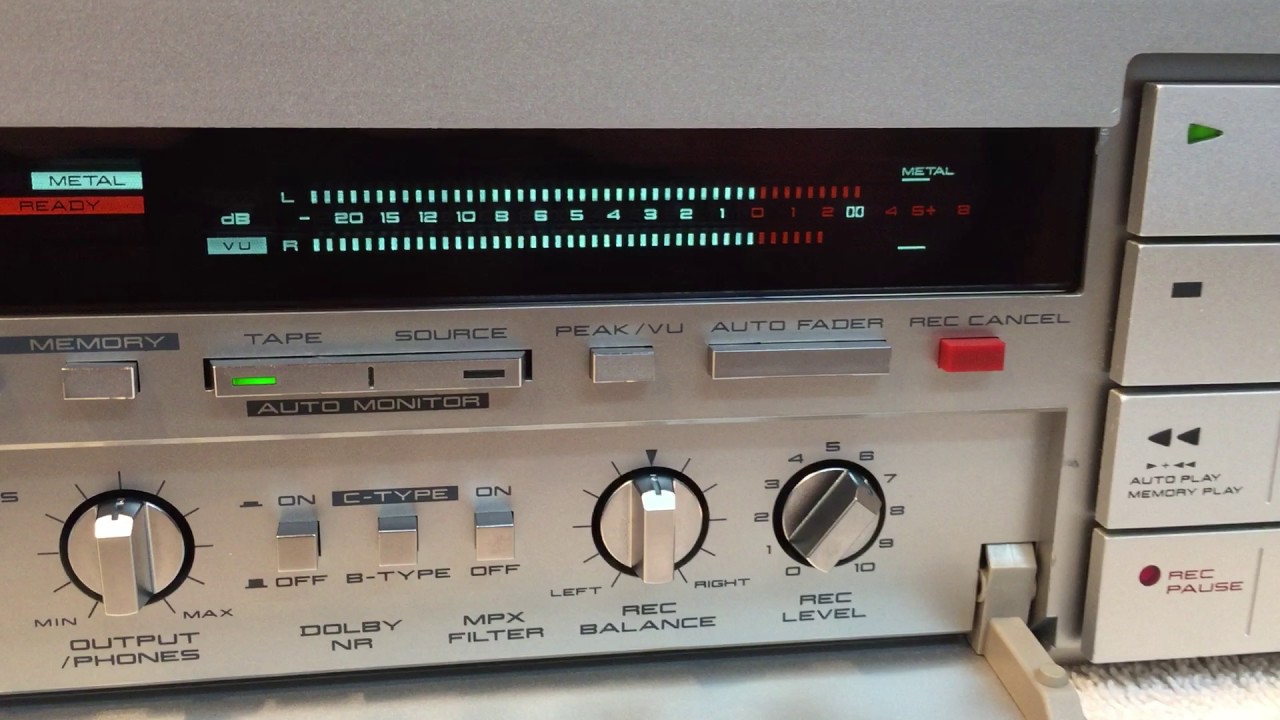 AKAI GX-F71 cassette deck demo