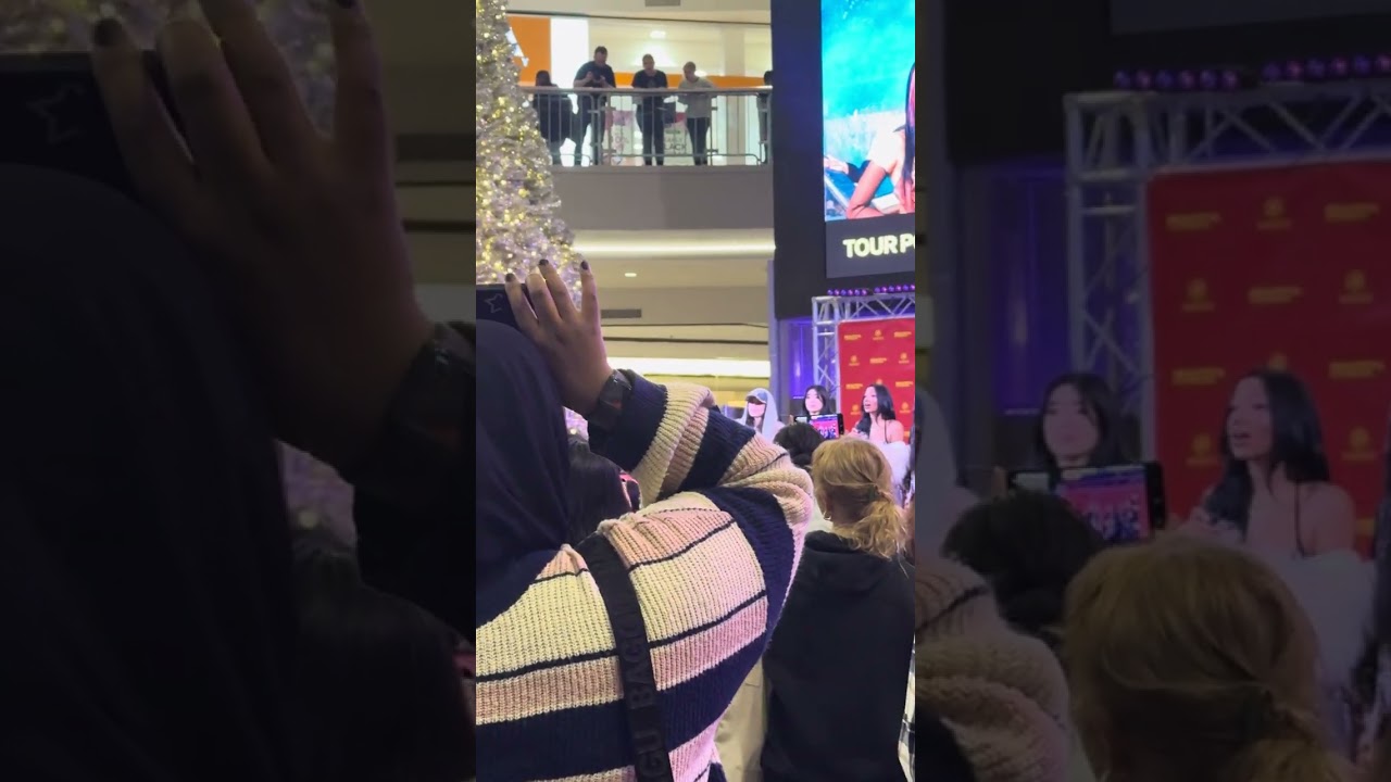 KATSEYE IN MALL OF AMERICA FULL VIDEO ! ignore me plz lolll :0 