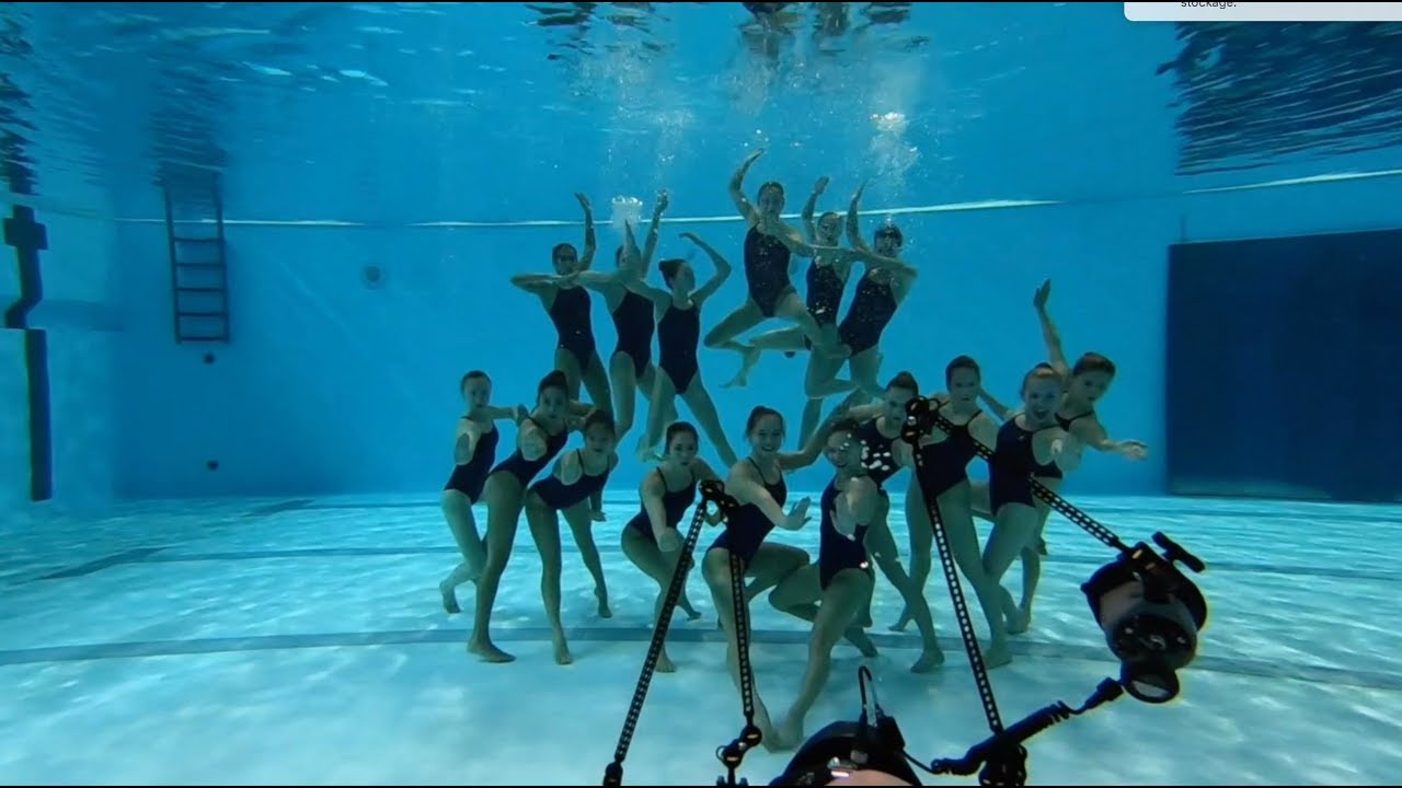 Dans les coulisses du shooting de l'équipe de France de natation artistique - INSIDE