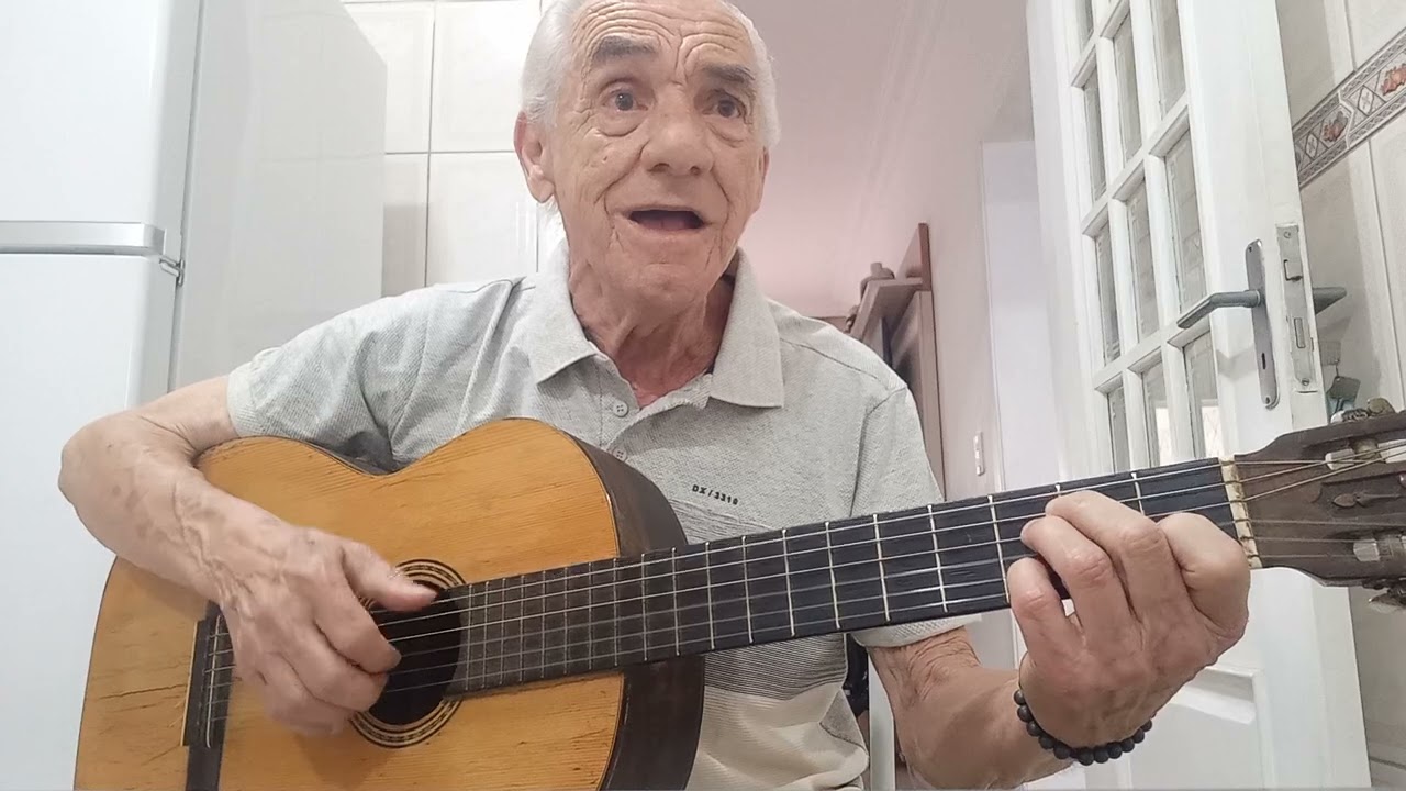 Vai e Vem - Autor e  Intérprete Carlos Bandeira 