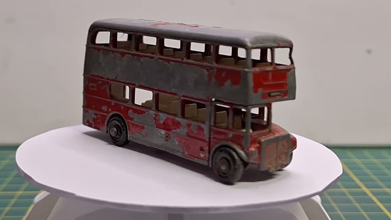 Matchbox Lesney Restoration 1966 No 5 D London Bus - full video