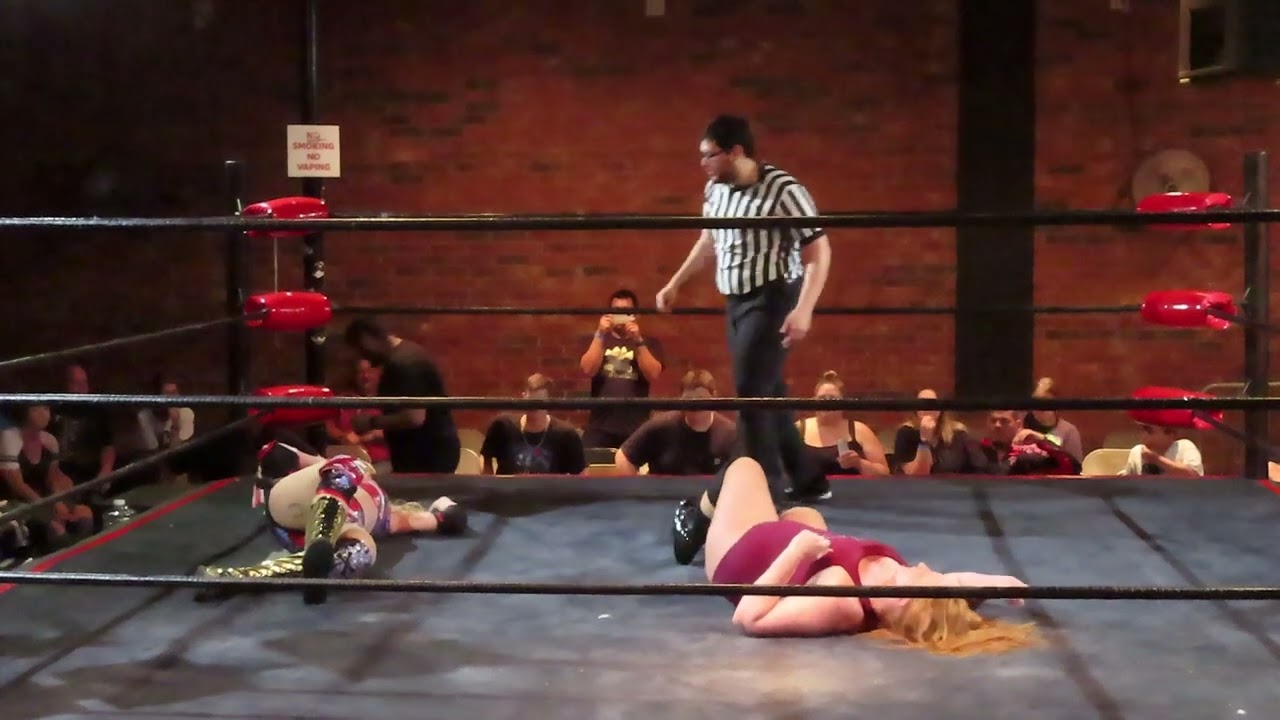 Squared Circle Pro - Skylar Slice vs Miss Kath