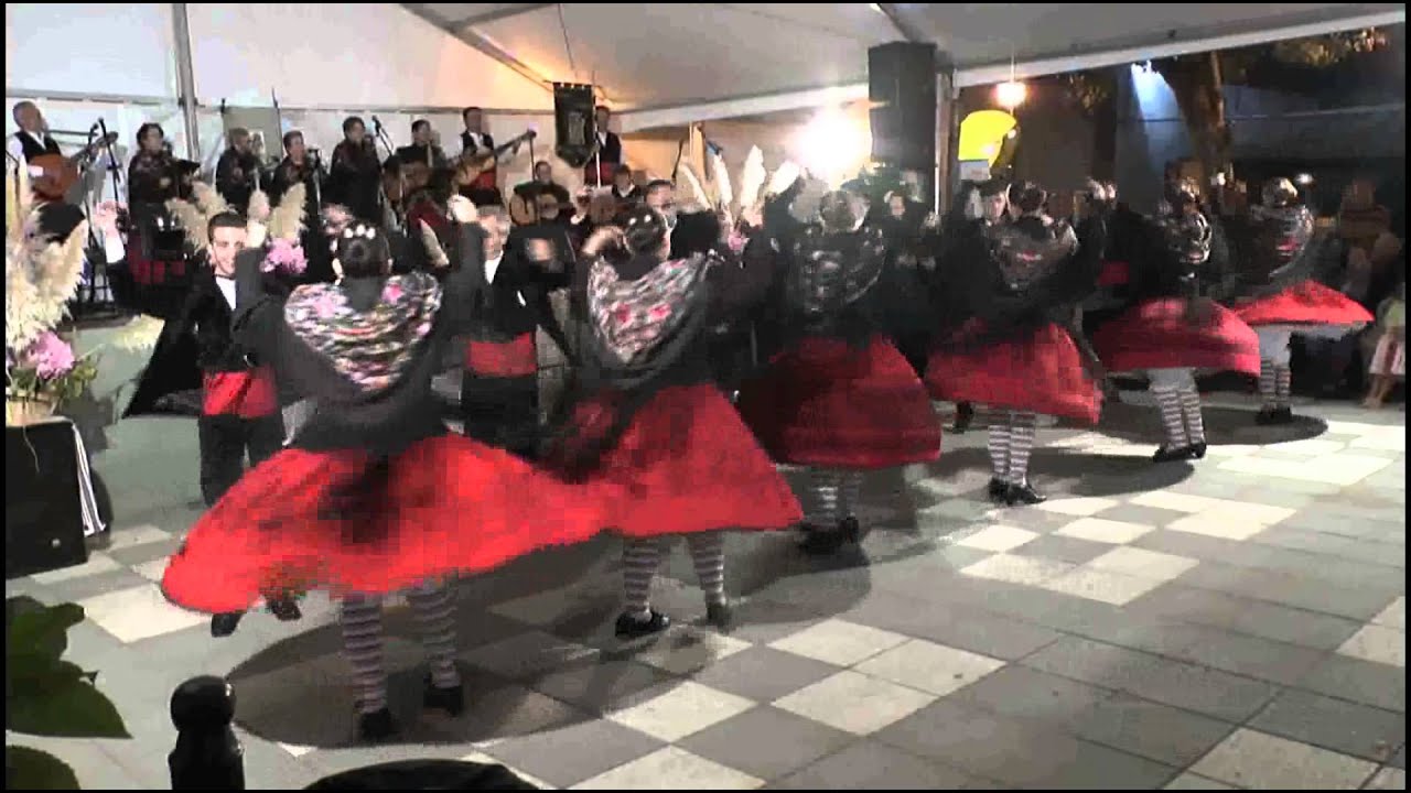 COROS Y DANZAS DE MORA. TOLEDO. CON 