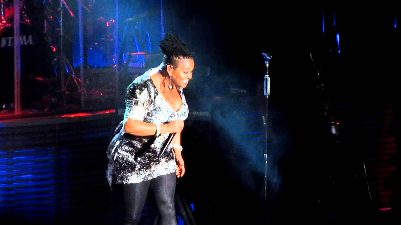 Jill Scott - Rolling Hills (Atlanta, GA - August 19, 2011)