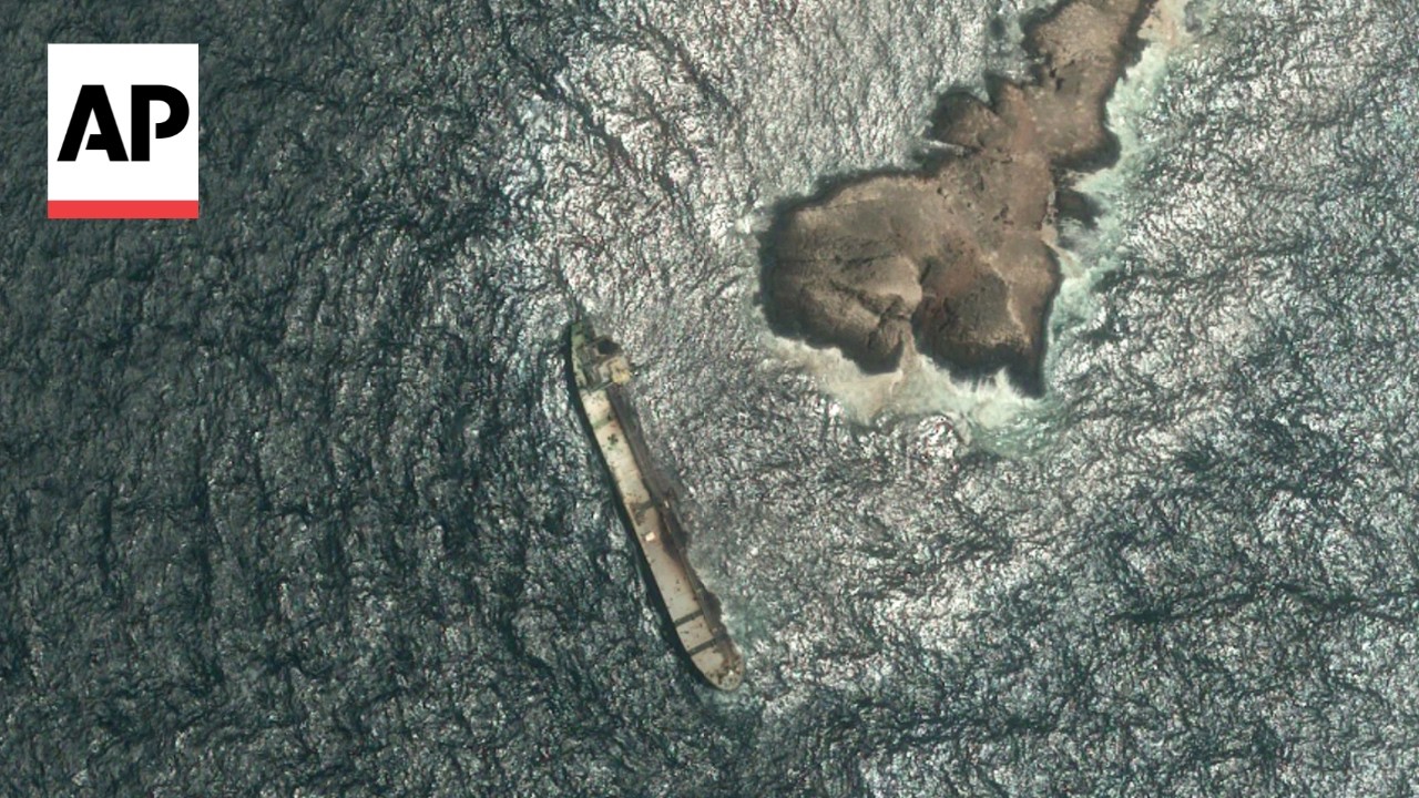 Russian tanker sinks off Oman, leaving huge oil spill